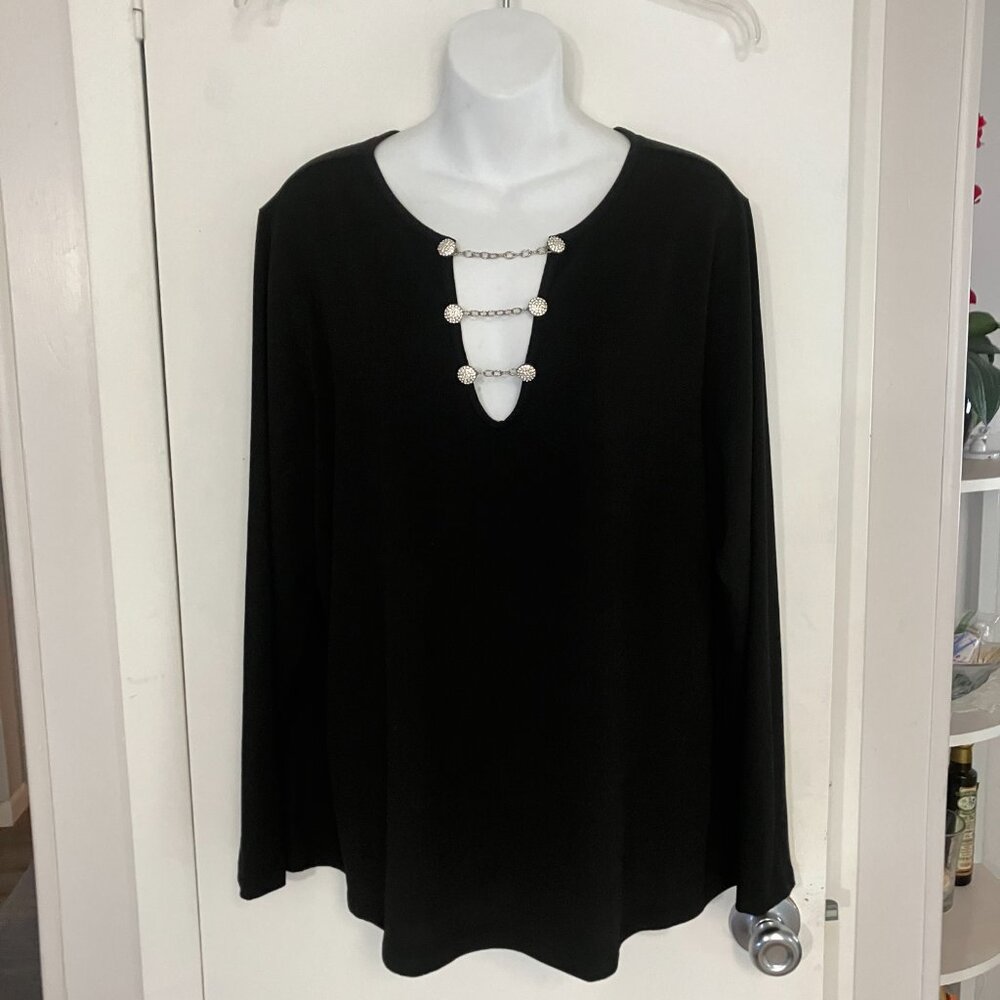 Shein Navy Top with Neckline Embellishments Size 3XL - Picture 2 of 11